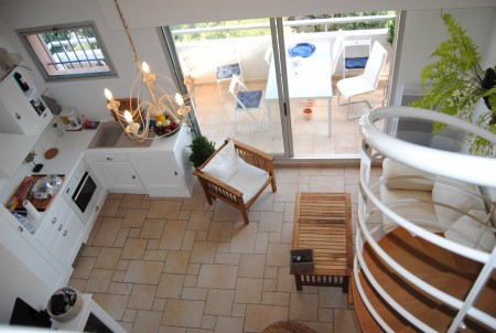 Le séjour vu de la mezzanine